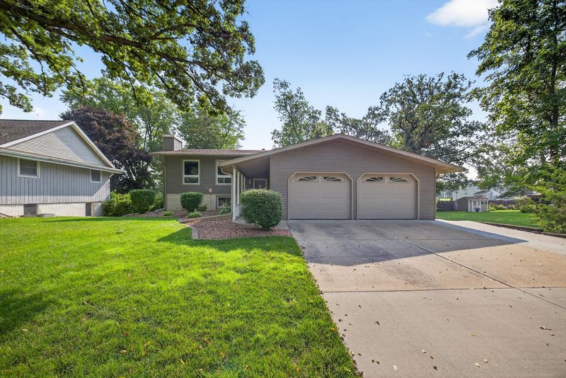 524 4th Ave SE, Stewartville, MN 55976