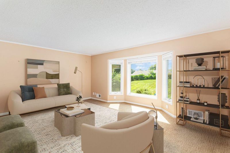 13608 Wellington Crescent, Burnsville, MN 55337