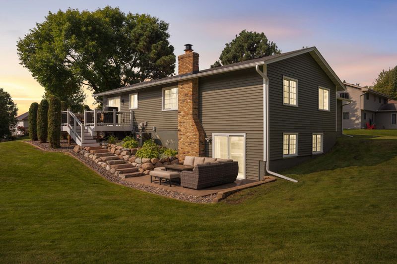 17252 Weaver Lake Dr, Maple Grove, MN 55311