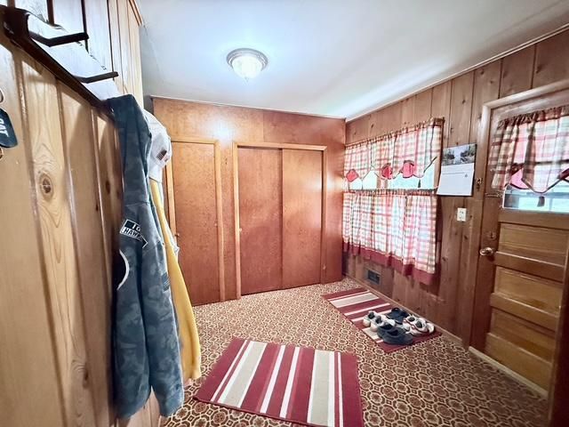 315 Palmer St N, Alpha, MN 56111