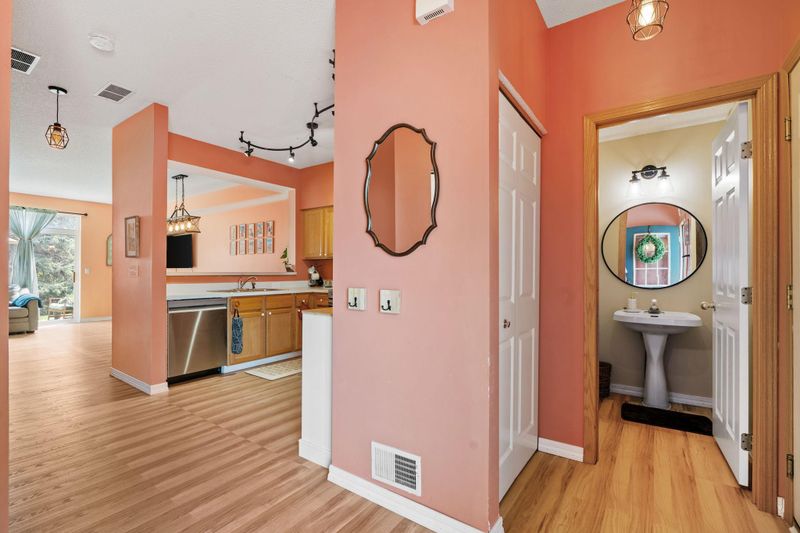 2232 Water Lilly Ln #505, Eagan, MN 55122