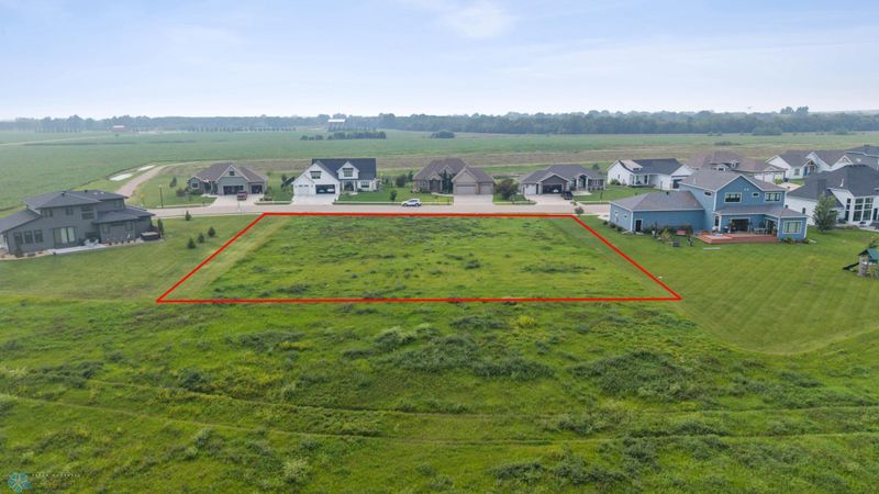 410 Tessa Dr, Moorhead, MN 56560