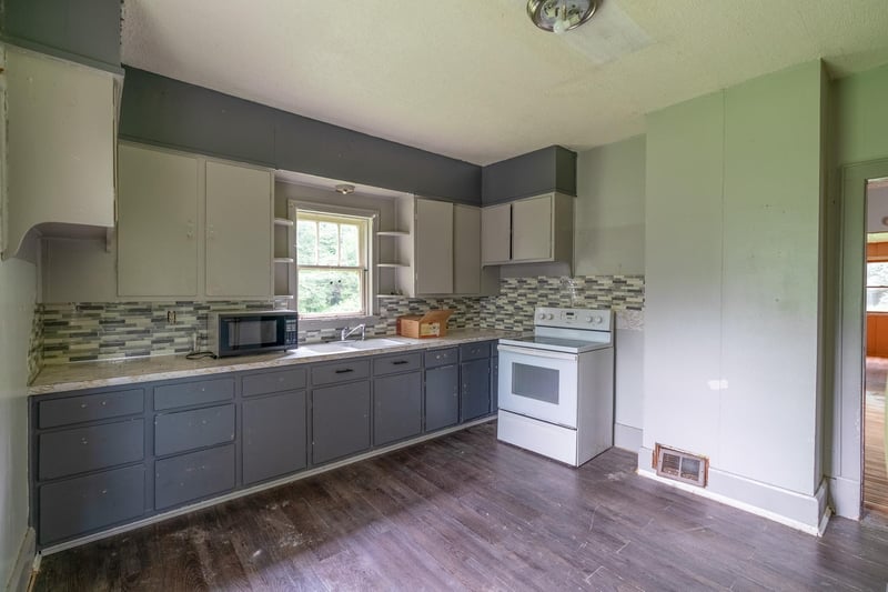 42622 State Highway 109, Delavan, MN 56023