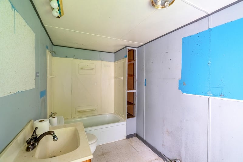 42622 State Highway 109, Delavan, MN 56023