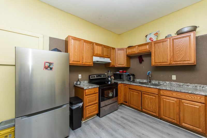 2946 Park Ave, Minneapolis, MN 55407