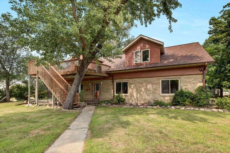 2305 1st St S, Saint Cloud, MN 56301