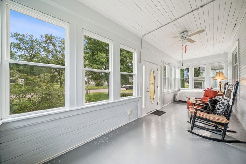 515 Dugan St N, Welcome, MN 56181