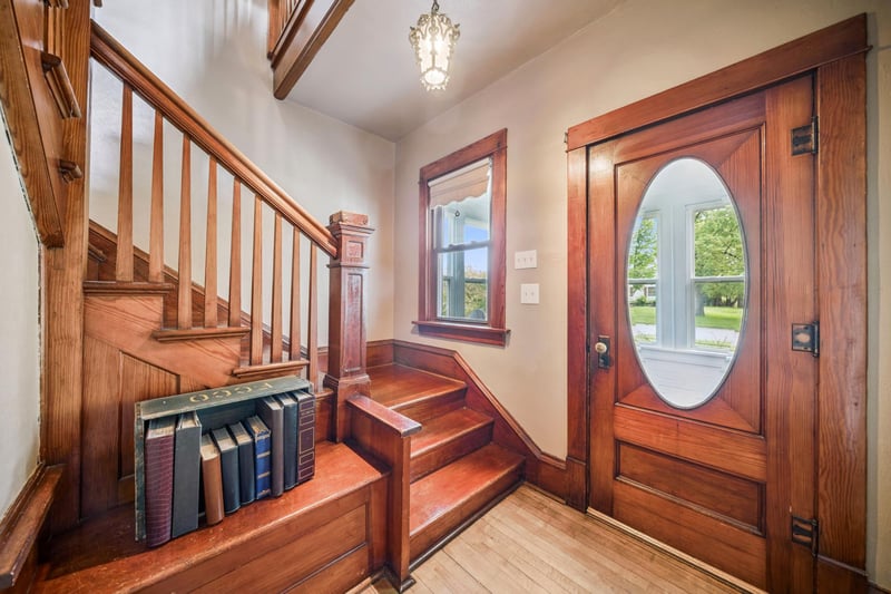 515 Dugan St N, Welcome, MN 56181