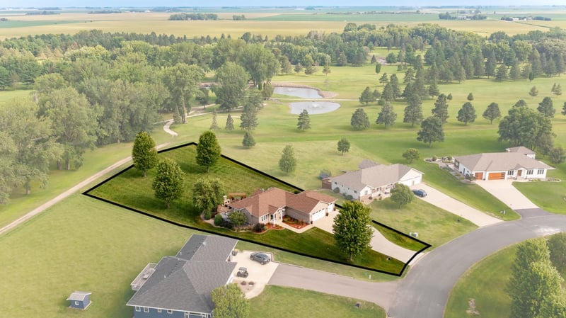 73913 168th Ave, Hayfield, MN 55940