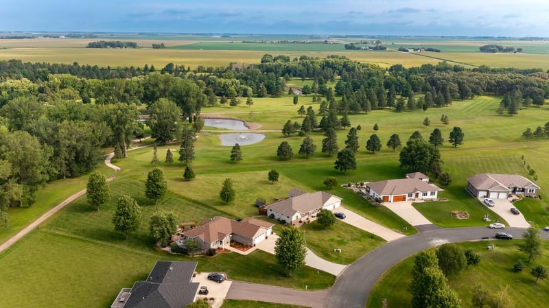 73913 168th Ave, Hayfield, MN 55940