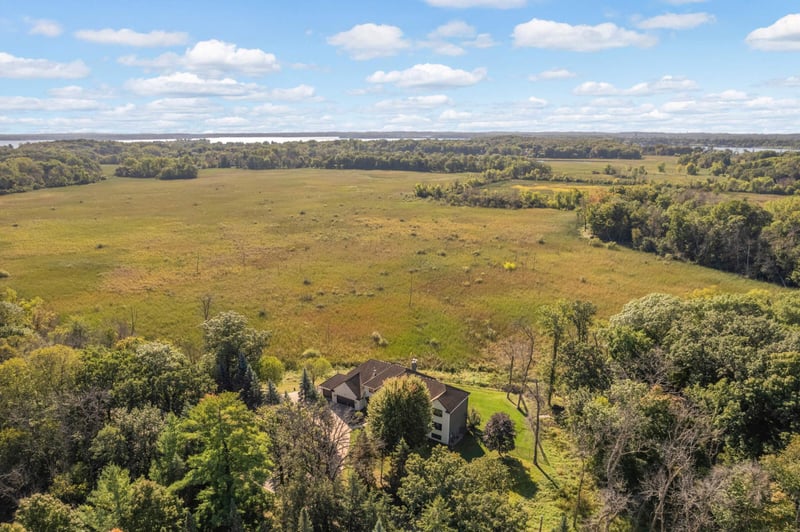 2555 Fox St, Wayzata, MN 55391