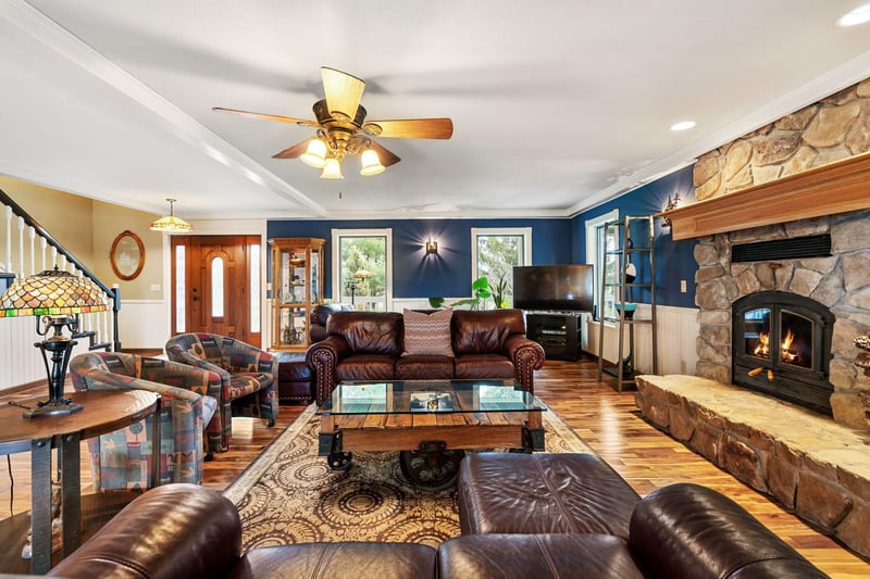 W8135 830th Ave, River Falls, WI 54022