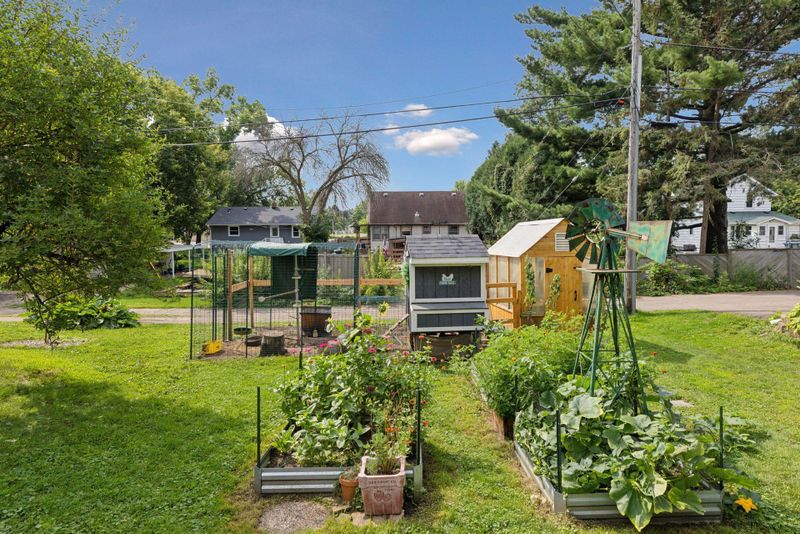 2608 18th Ave E, North Saint Paul, MN 55109