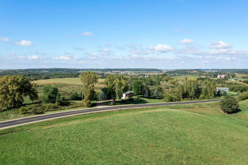 N5449 County Rd E, Prescott, WI 54021
