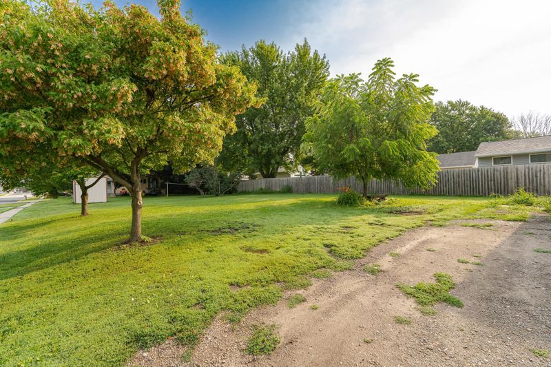 12 3rd St SE, Dodge Center, MN 55927