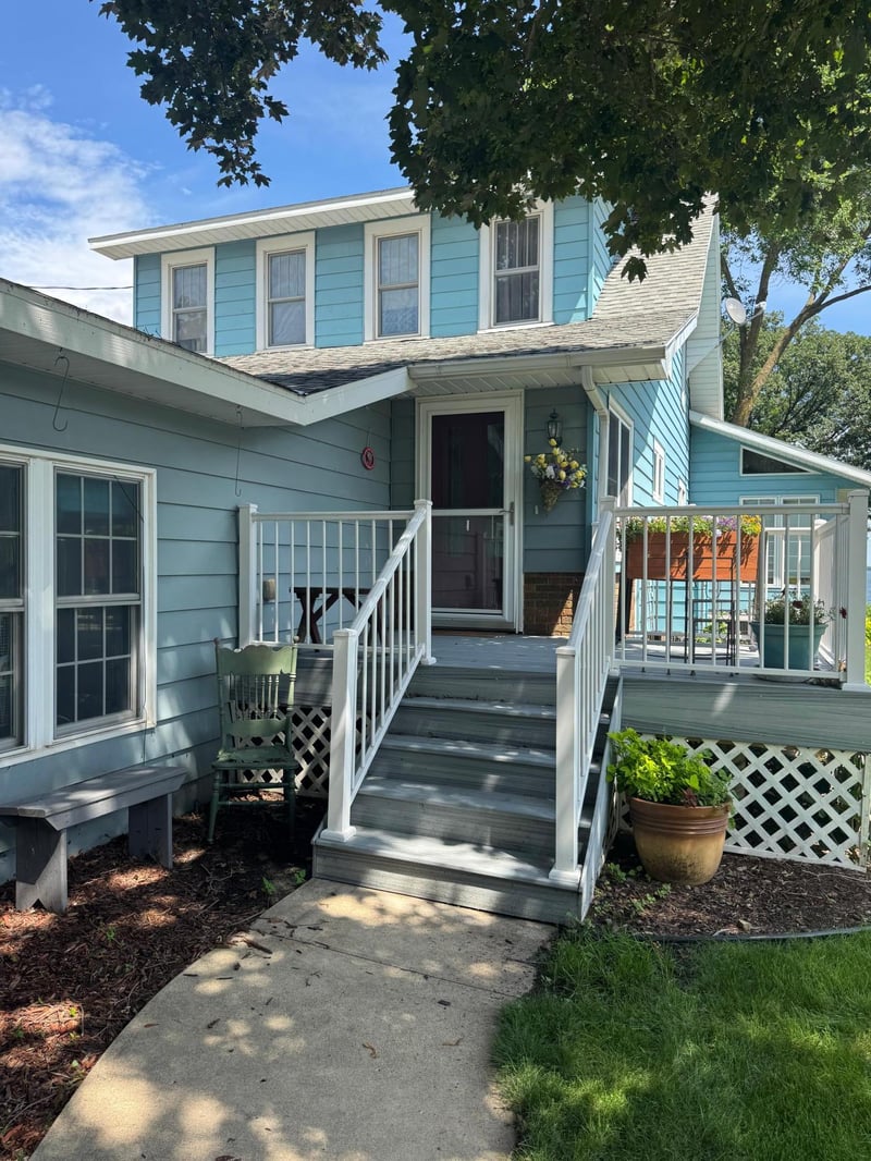 227 Lake Ave N, Spicer, MN 56288