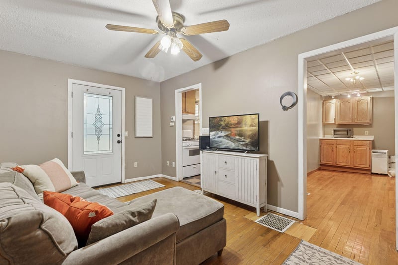 3505 June Ave N, Crystal, MN 55422