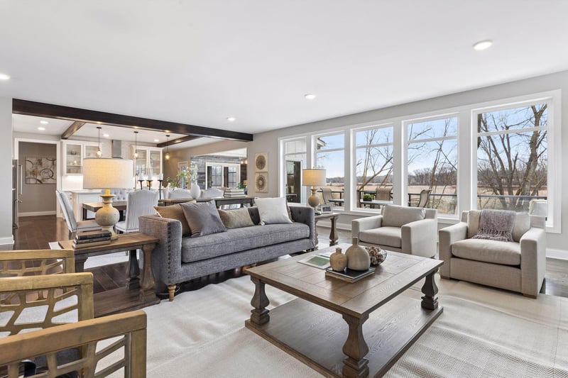 15484 Minnetonka Blvd, Minnetonka, MN 55345