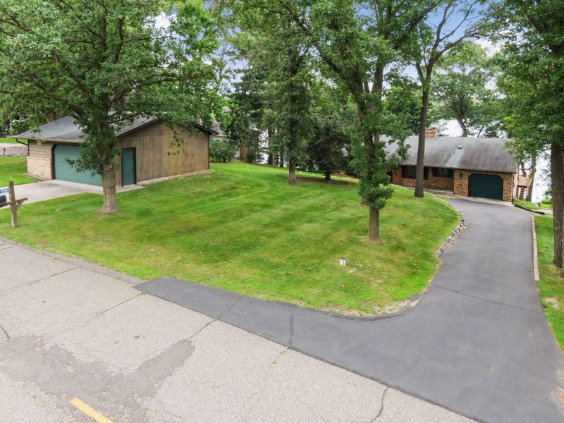 11539 42nd St SE, Clear Lake, MN 55319