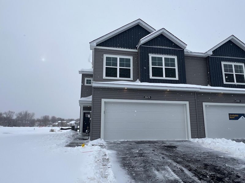 23175 Creekview Ct, Rogers, MN 55374