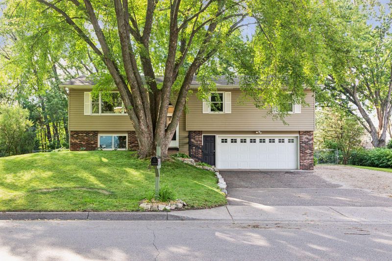 5577 Oldfield Ave N, Stillwater, MN 55082
