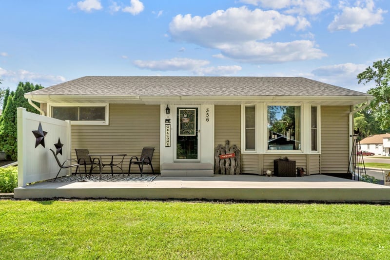 356 6th Ave S, Brownton, MN 55312