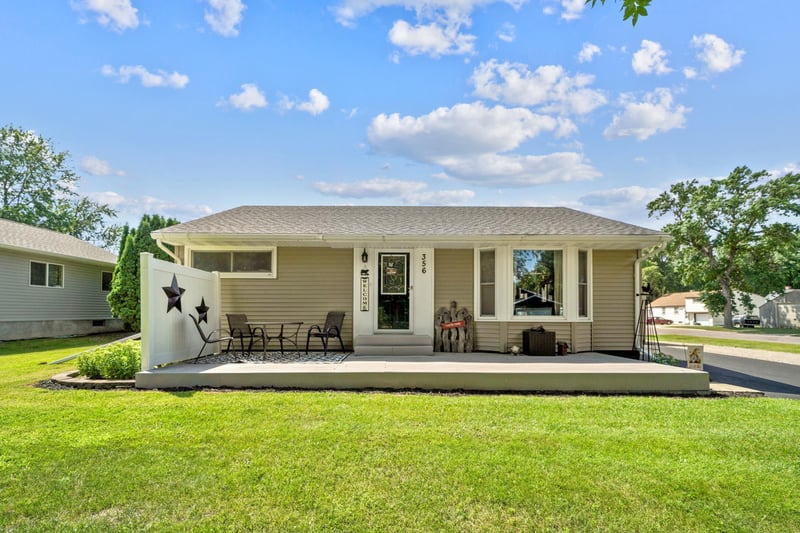 356 6th Ave S, Brownton, MN 55312