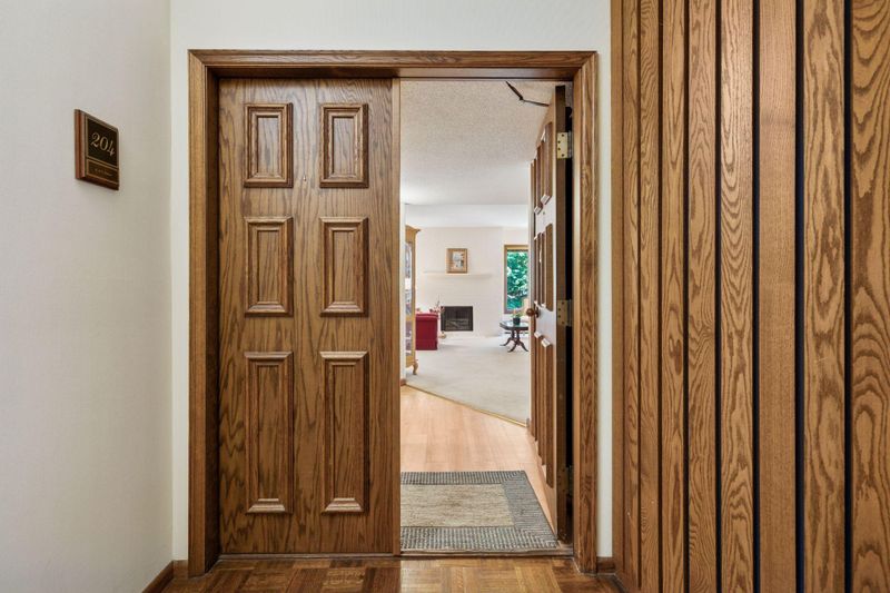 14319 Stewart Ln #204, Minnetonka, MN 55345
