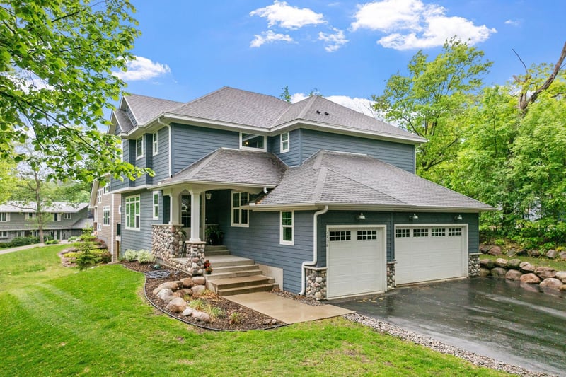 1756 Lafayette Ln, Mound, MN 55364