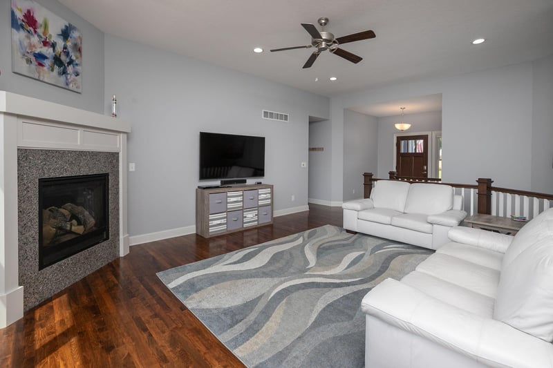 710 River Park Pl SE, Oronoco, MN 55960