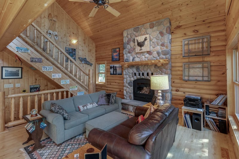 23803 Greenbrier Dr, Nevis, MN 56467