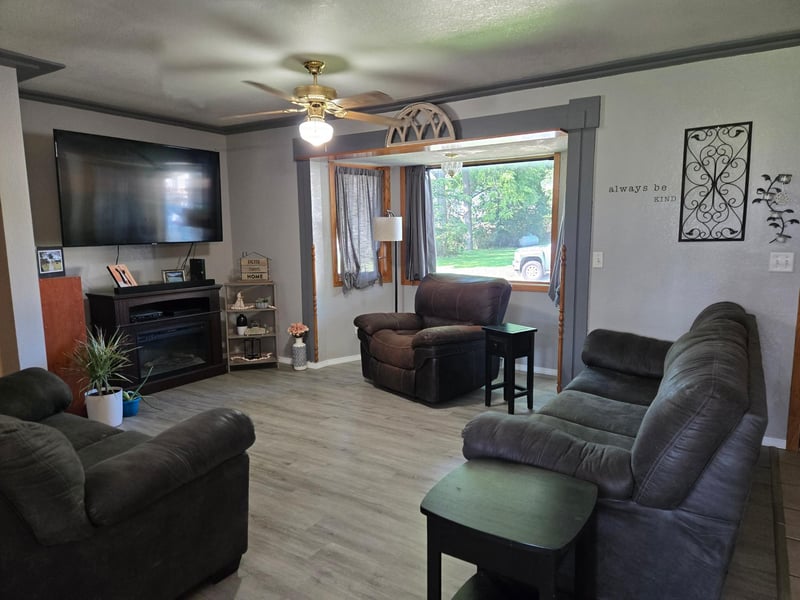 524 Clara Av, Murdock, MN 56271