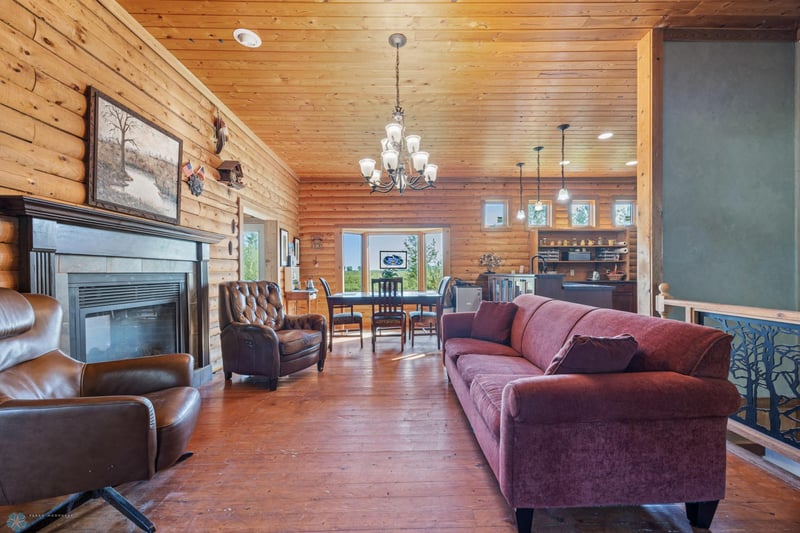 8484 180th St S, Barnesville, MN 56514