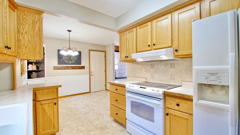 1634 Poplar Dr, Red Wing, MN 55066