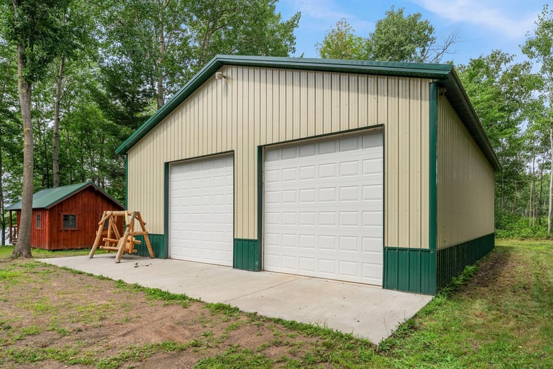 N2109 Sunset Pines Dr, Sarona, WI 54870