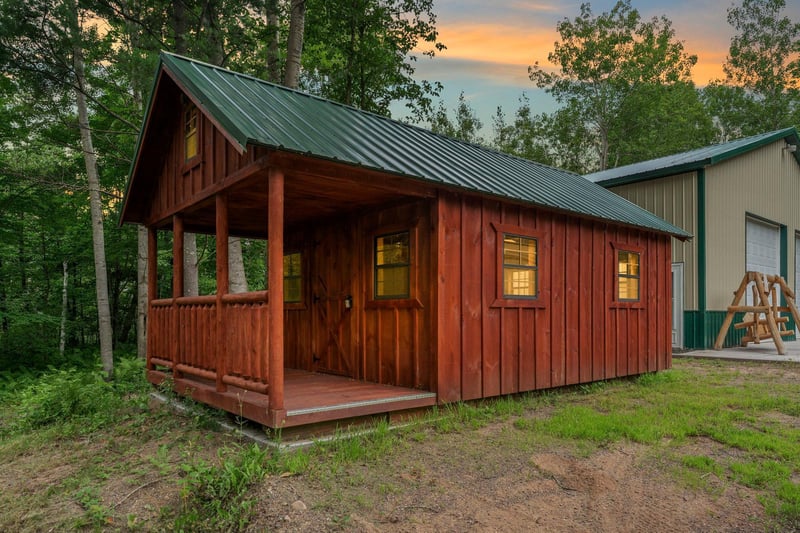 N2109 Sunset Pines Dr, Sarona, WI 54870