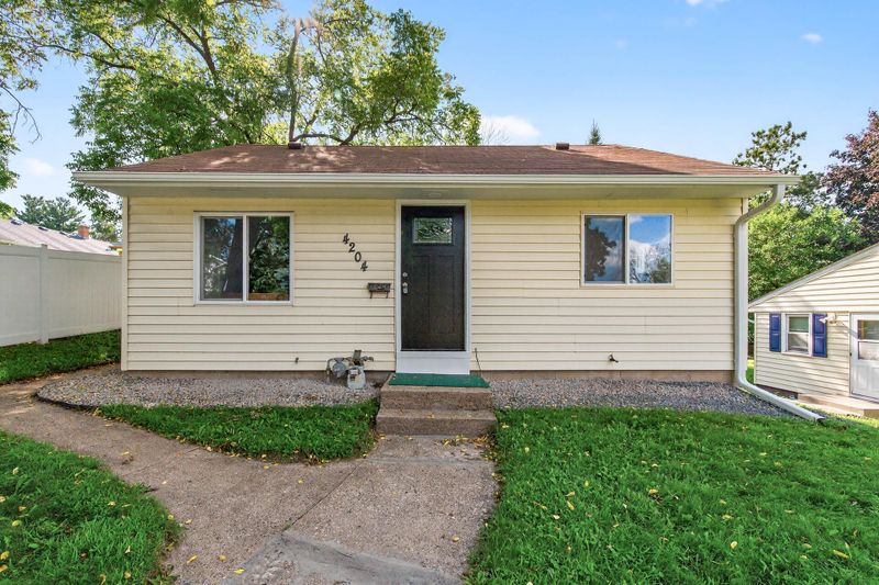 4204 Jefferson St NE, Columbia Heights, MN 55421