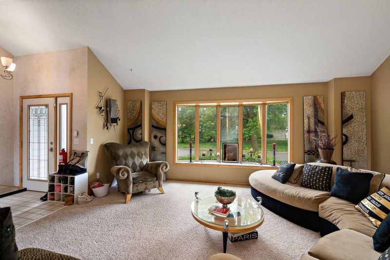 8998 Montegue Ter, Brooklyn Park, MN 55443