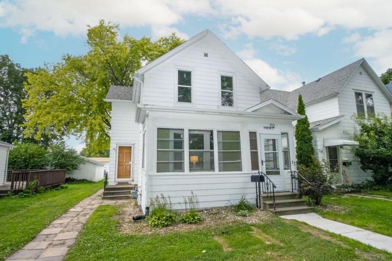 712 N Broad St, Mankato, MN 56001