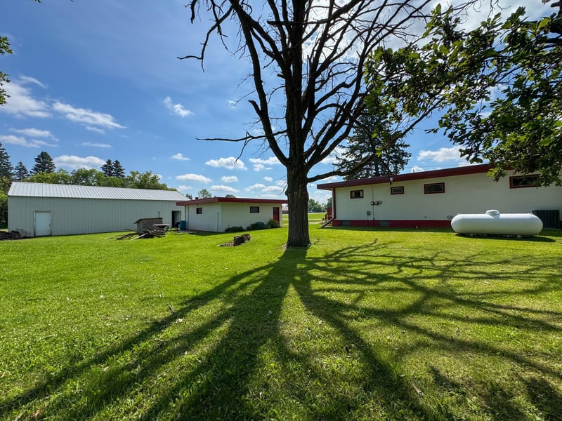 265 3rd St NW, Solway, MN 56678