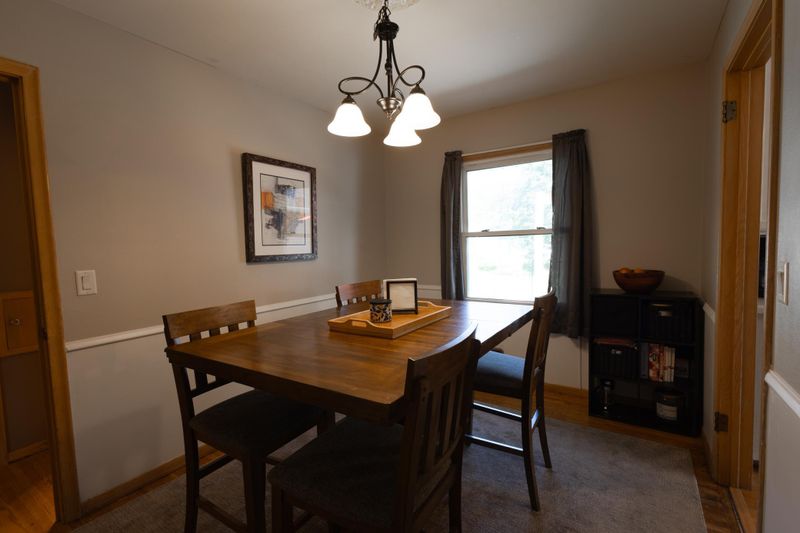 8843 Grospoint Ave S, Cottage Grove, MN 55016