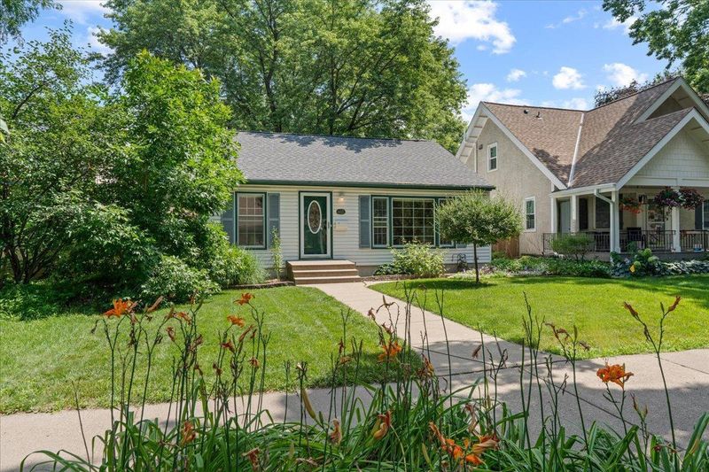 4425 30th Ave S, Minneapolis, MN 55406