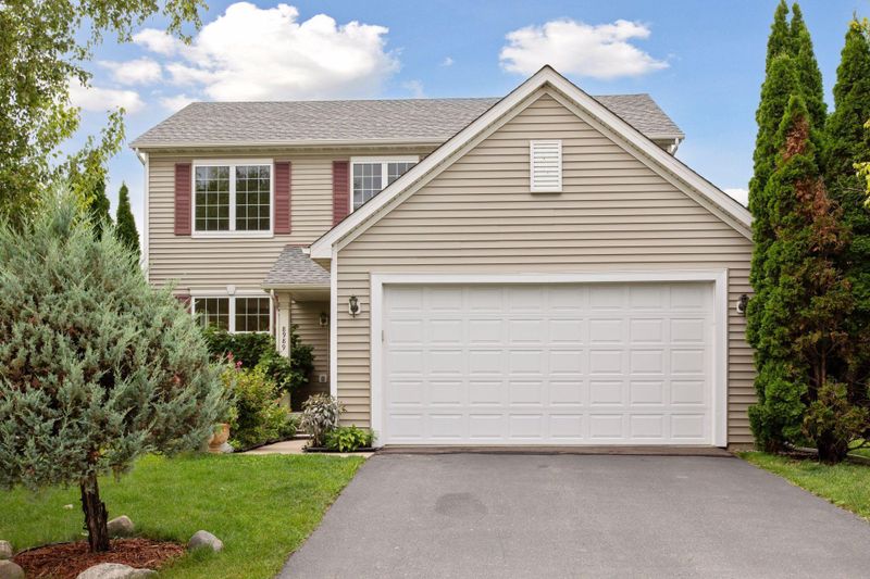 8989 Garland Ln N, Maple Grove, MN 55311
