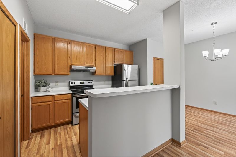 15593 Garnet Way, Apple Valley, MN 55124