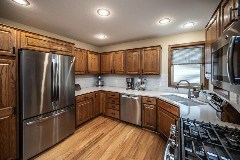 452 Spruce St, Shakopee, MN 55379
