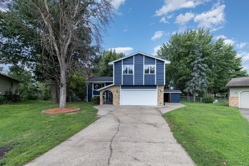 2912 80th Cir N, Brooklyn Park, MN 55444