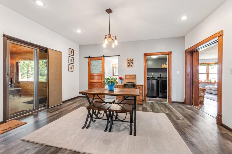 250 E Main St, Utica, MN 55979