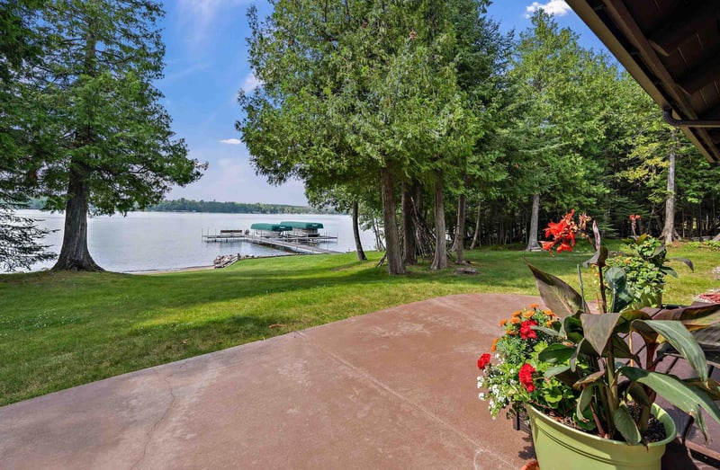 34718 Reginawood Rd, Grand Rapids, MN 55744