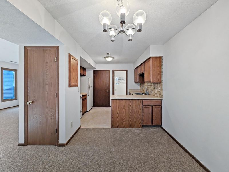 4694 Lenore Ln, Eagan, MN 55122