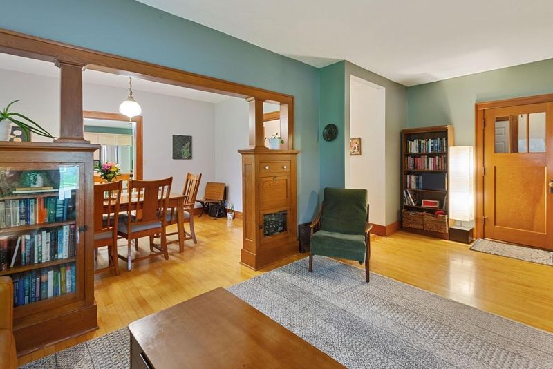 230 Excelsior Ave N, Annandale, MN 55302